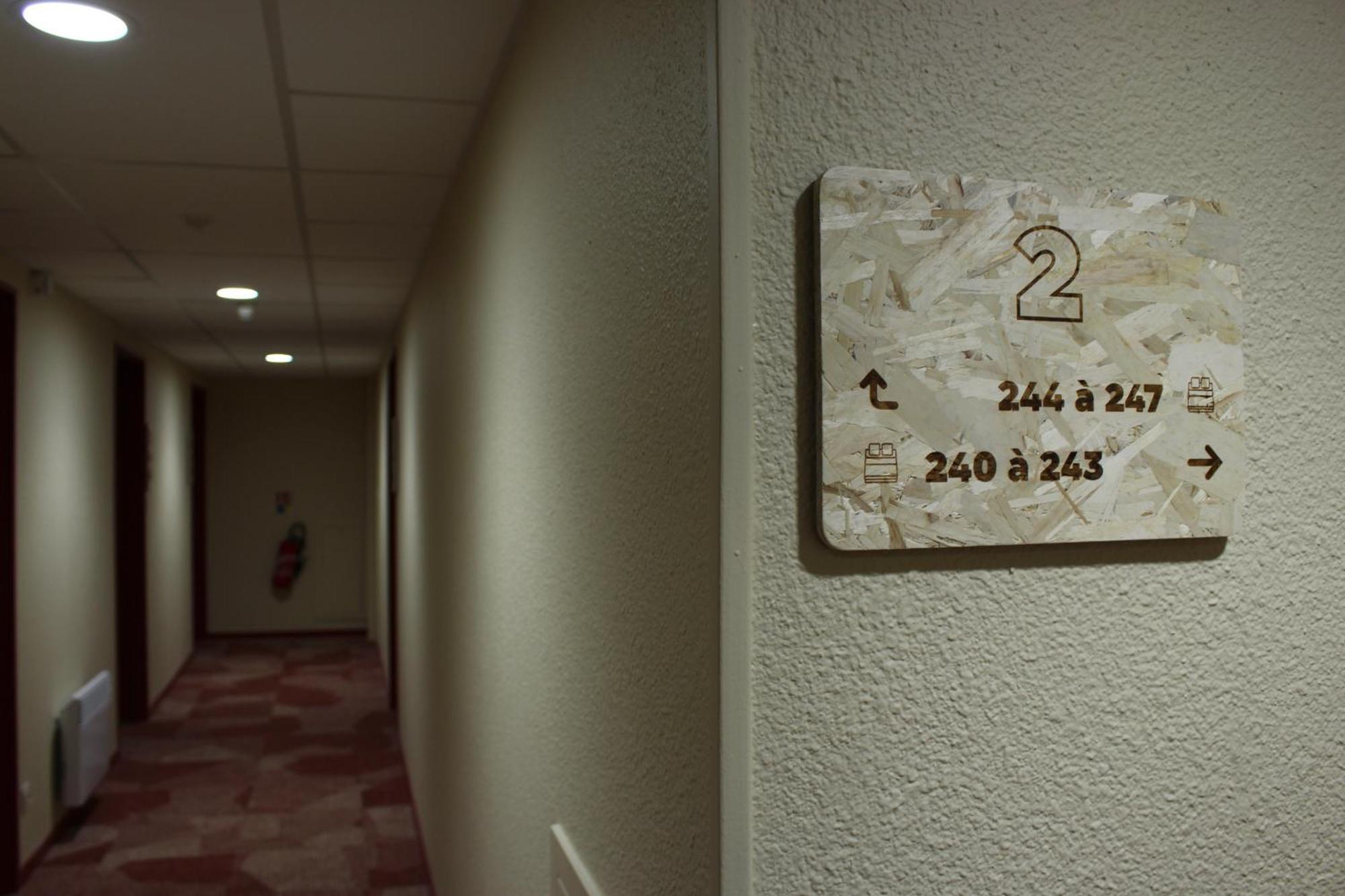 Greet Hotel Dijon Sud Longvic Luaran gambar