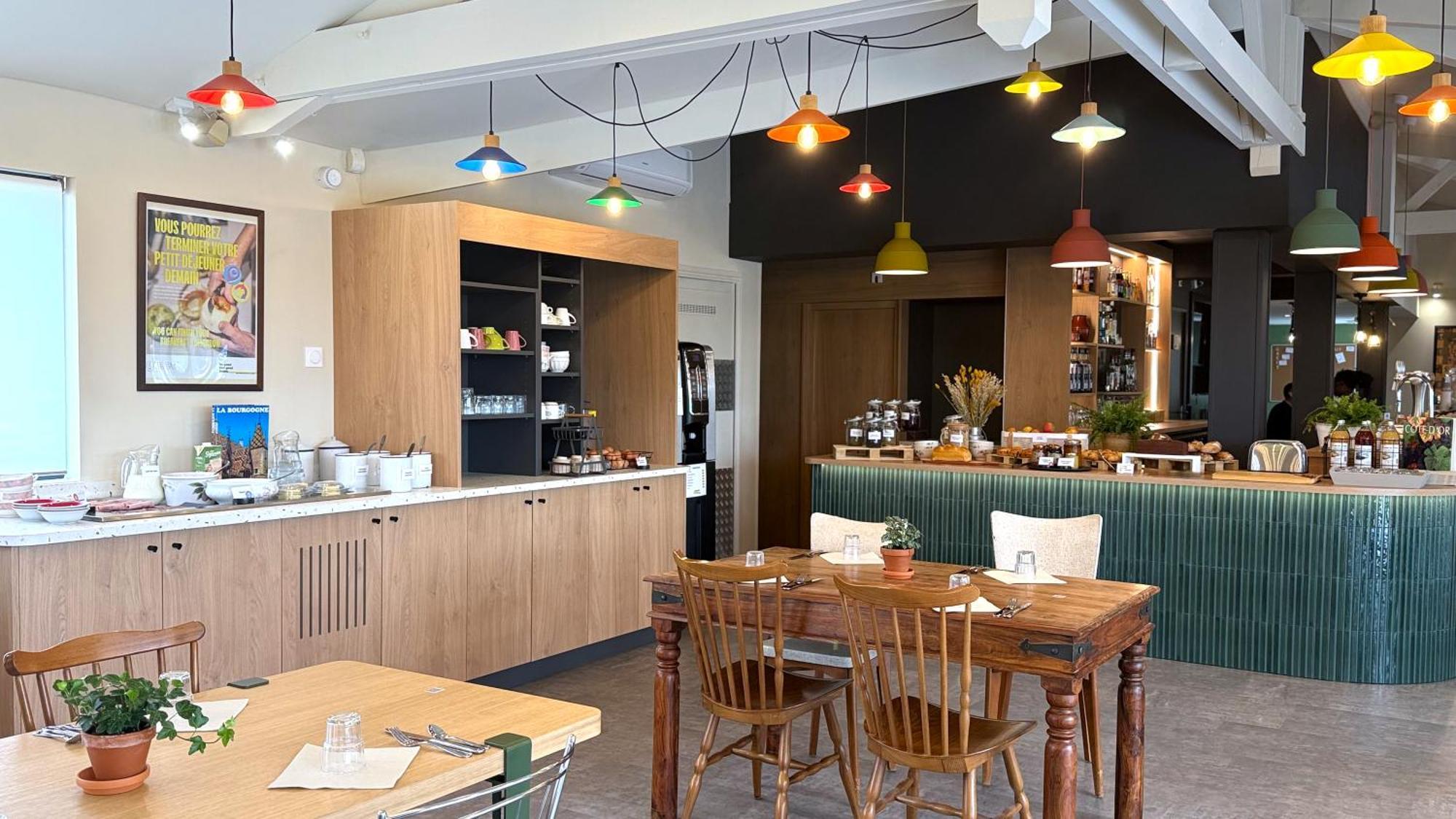 Greet Hotel Dijon Sud Longvic Luaran gambar