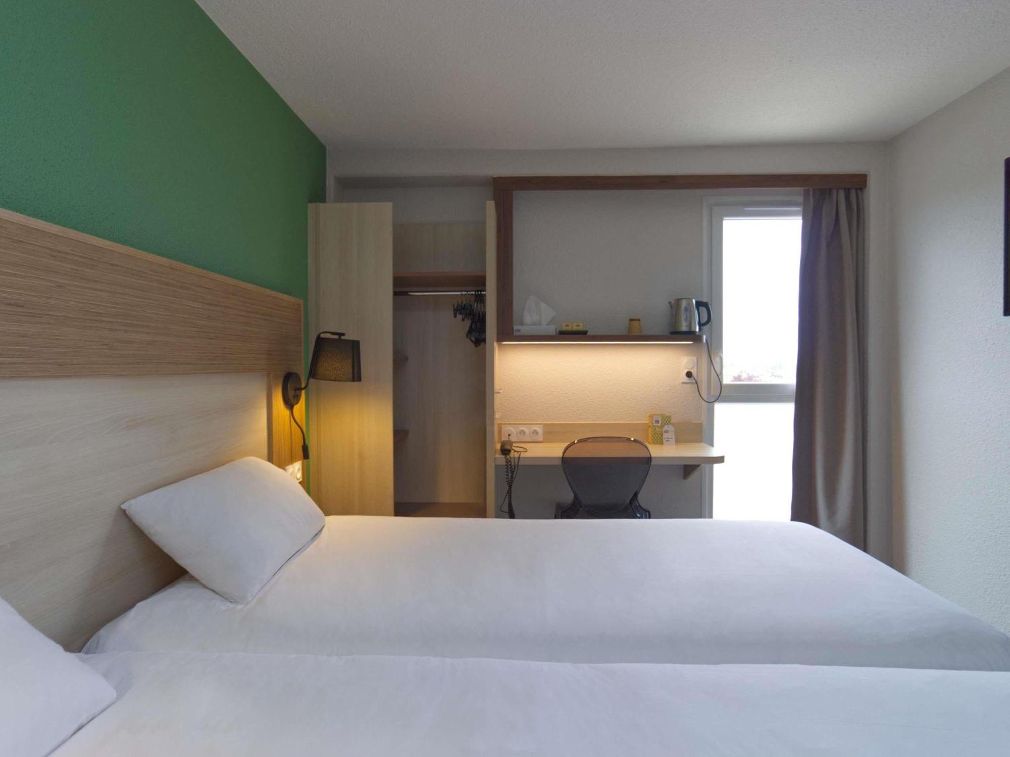 Greet Hotel Dijon Sud Longvic Luaran gambar
