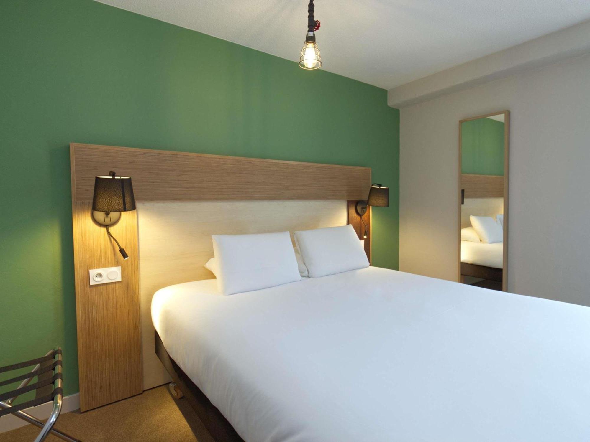 Greet Hotel Dijon Sud Longvic Luaran gambar