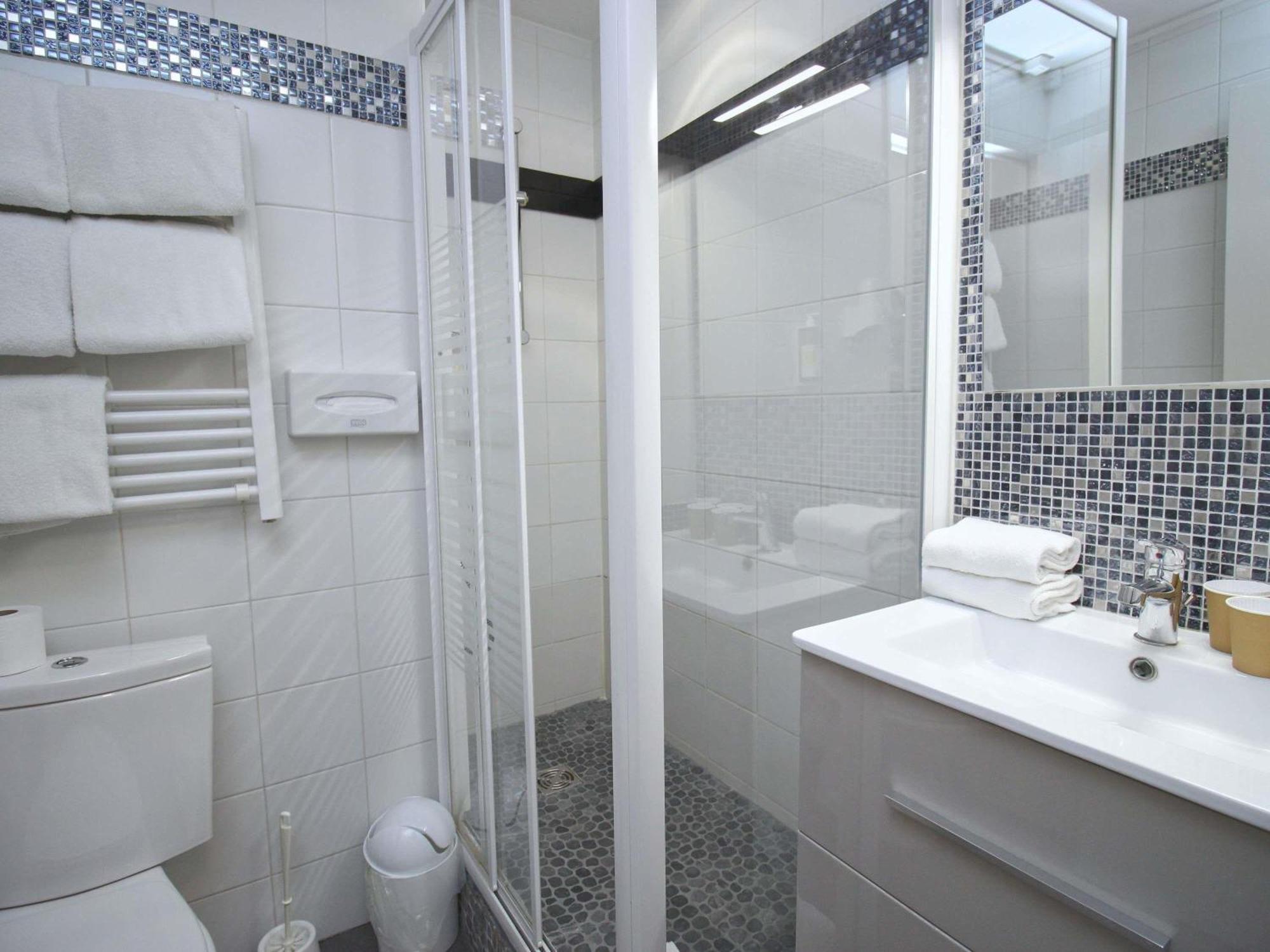 Greet Hotel Dijon Sud Longvic Luaran gambar